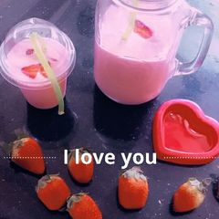 A picture of Strawberry Smoothie.