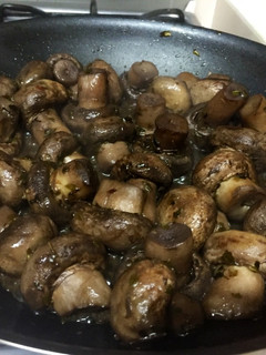 A picture of Quick and Easy Sauteed Mushrooms.