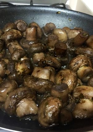 A picture of Quick and Easy Sauteed Mushrooms.