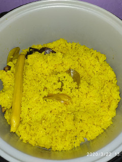 Foto resep Nasi kuning magicom simple