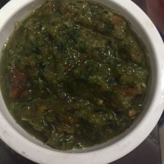 A picture of Green coriander chutney.
