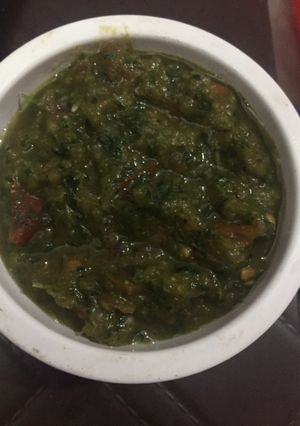 A picture of Green coriander chutney.
