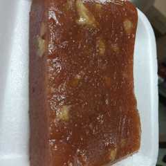 Una foto de Dulce de membrillo en pan casero 👌🤤🤤