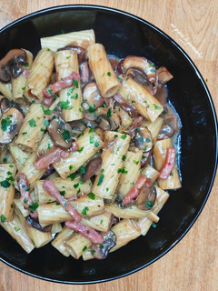 A picture of Pasta in the Style of Beef Bourguignon.
