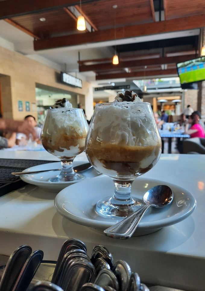 Una foto de Postre afogatto amor al café