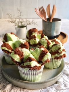 Foto resep Bolu Kukus Pandan Coklat