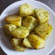 Patatas con salsa verde