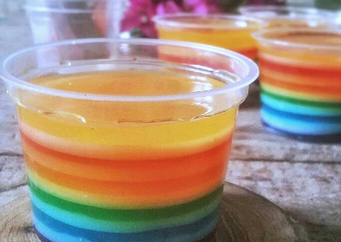 Resep Puding Pelangi oleh Arvina Harahap  Cookpad