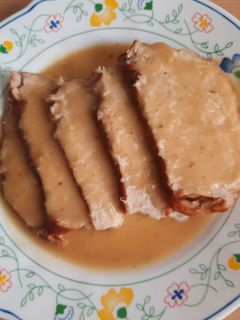 Una foto de Lomo de cerdo en salsa de vino con miel