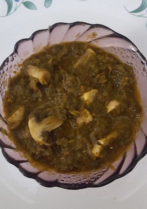 A picture of Palak Mushroom.