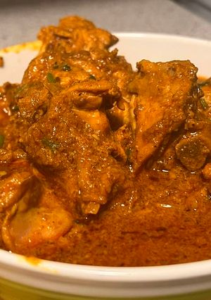 A picture of Butter chicken roast.