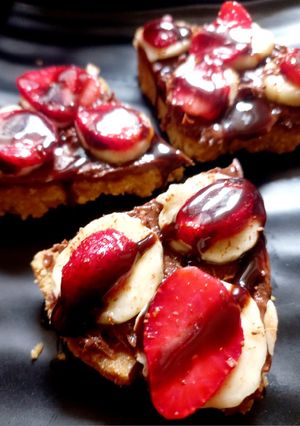 A picture of Banana Nutella tart.