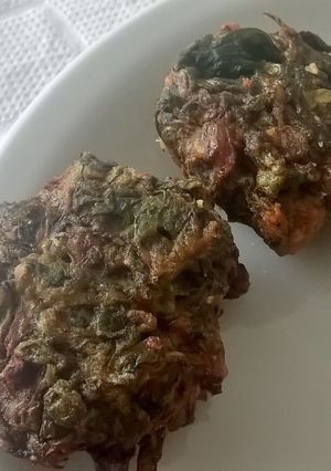 Una foto de Bocadillos o buñuelos de acelga