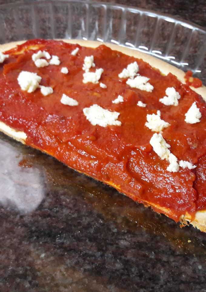 Una foto de Pizza "de tarta de tomate" sin gluten y vegana 🍕
