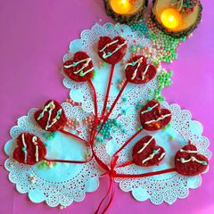 A picture of Red Velvet Heart Balloons.