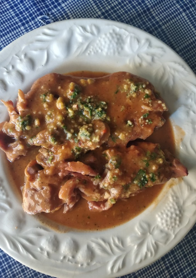 Una foto de Pies de cerdo a la cerveza