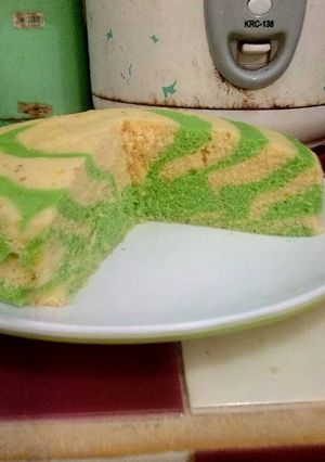 Foto resep Bolu kukus pandan zebra