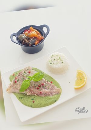 Une photo de Sauce au basilic /courgettes