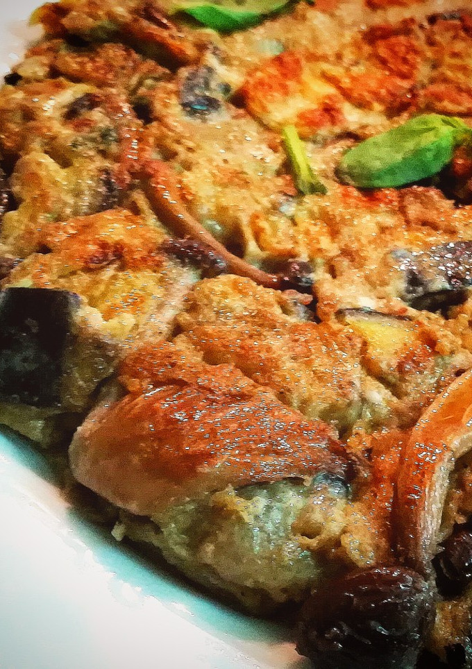 Una foto de Tortilla de setas y berenjena