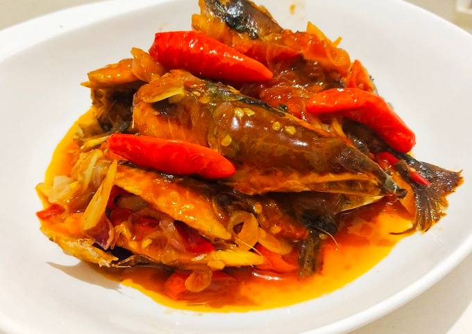 Resep Ikan Pindang Bumbu Sarden Oleh Anistyariya Kurniasari Cookpad