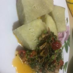 A picture of Smoked Fish Vegetable Sauce.