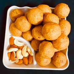 A picture of Dry fruit Laddu.