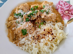 Foto principal de Pollo al curry con leche de coco