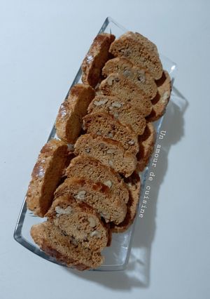 Une photo de Biscottis italien aux noix ☕