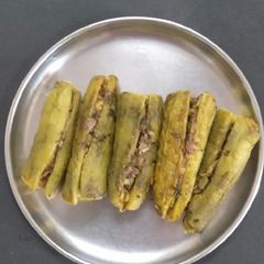 A picture of Bharva karele.