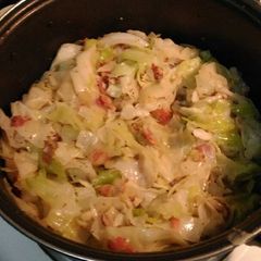 A picture of Fried Cabbage w/ Bacon, Garlic, and Onions.