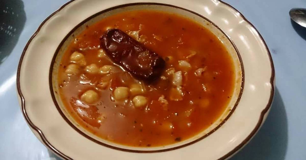 Sopa de Garbanzos Receta de KARLA CARDENAS- Cookpad