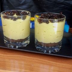A picture of Custard And Oreo Cup Dessert.