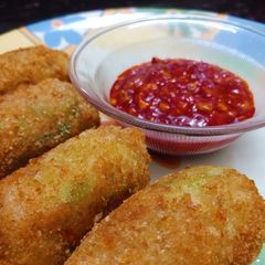 A picture of Veg Bullets.