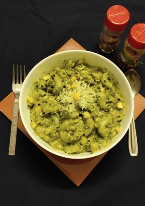 A picture of Corn spinach pasta.