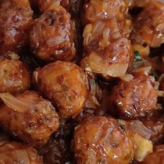A picture of Vegetable Manchurian.