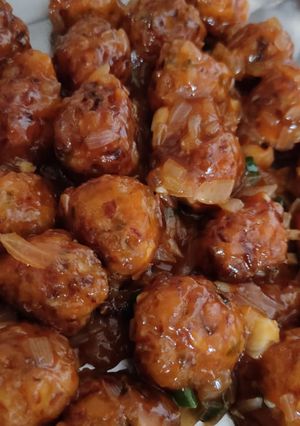 A picture of Vegetable Manchurian.