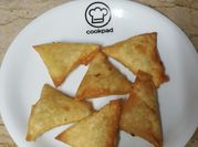 A picture of samosa veg