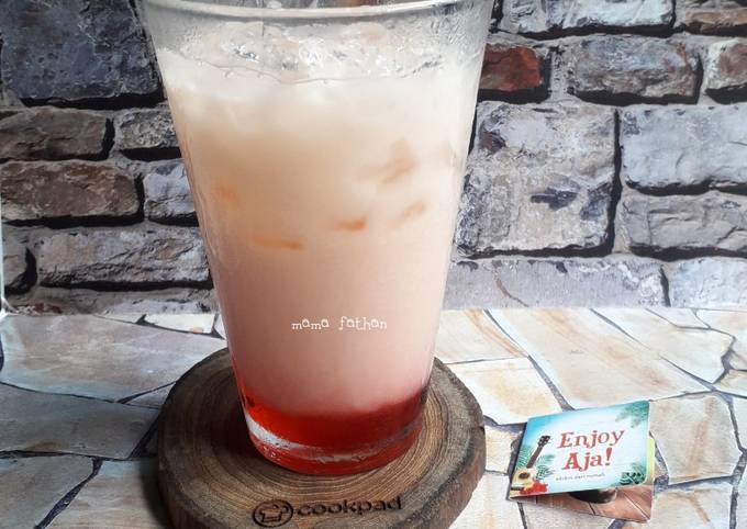 Ice yakult cocopandan