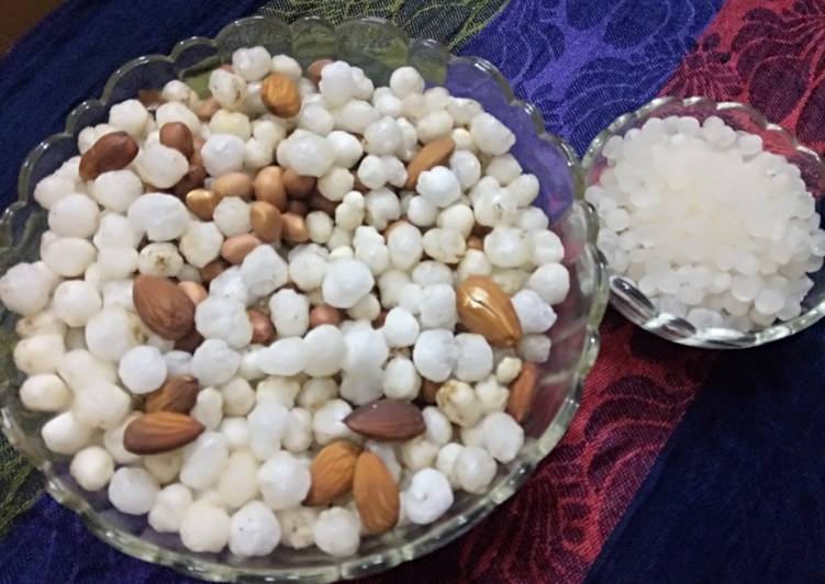 Simple Way to Prepare Favorite Sabudana namkeen (less oil namkeen in 4 minutes in microwave)