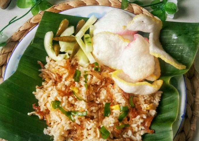 Cara Buat Nasi Goreng Teri Wajib Dicoba