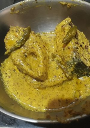 ইলিশ ভাপা সর্ষে দিয়ে রেসিপির প্রধান ছবি