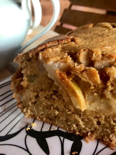Una foto de Budín de avena con manzana y pera