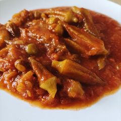 A picture of Okra with Olive oil.