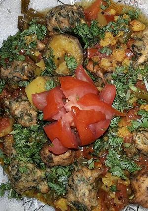 A picture of Undhiyu.