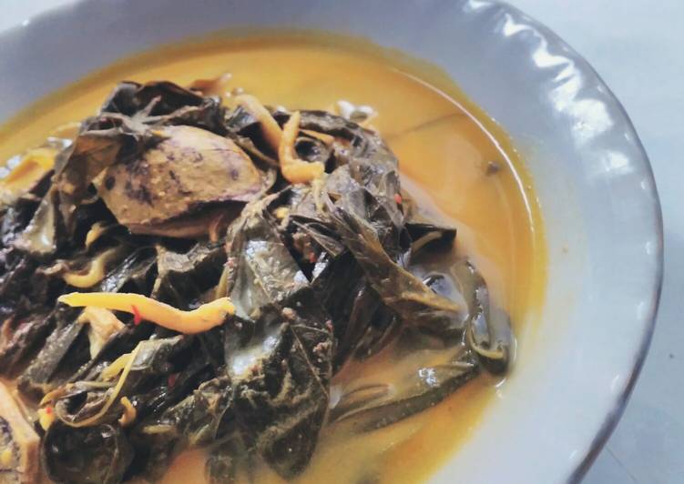 Cara memasak Gulai Daun Singkong Pete ala Padang, Enak Banget