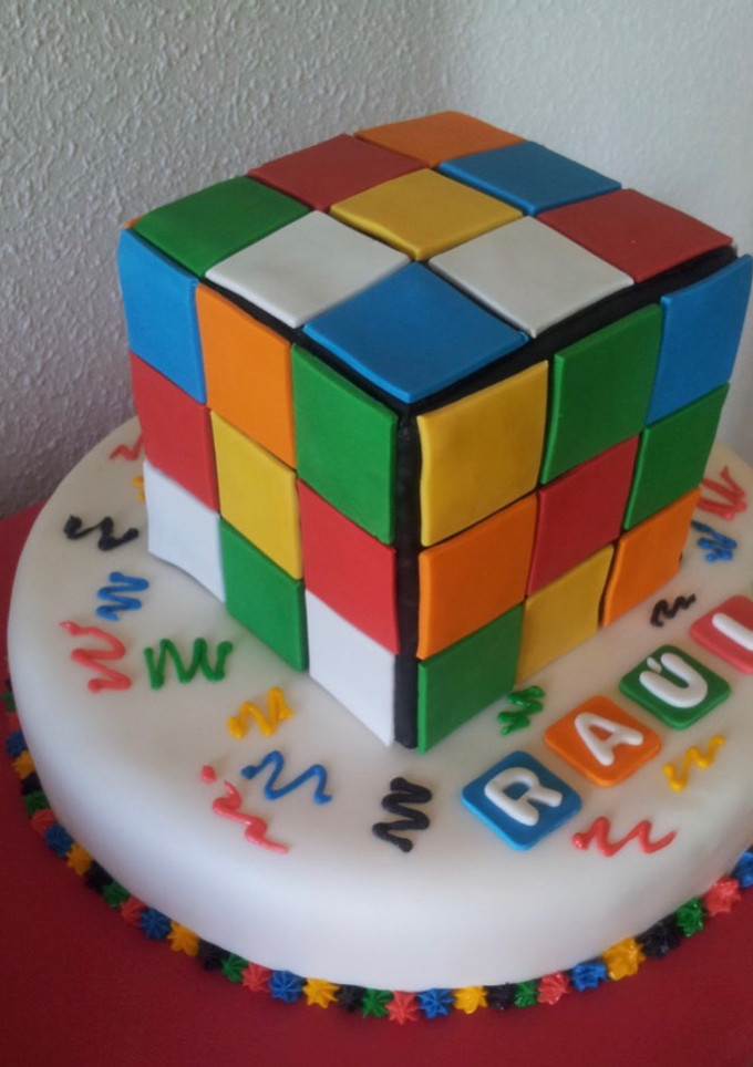 Una foto de Tarta cubo de Rubik