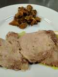 Scaloppina di Maiale al Vino Bianco con Funghi Porcini