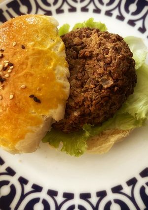 Foto principal de Hamburguesa casera de lentejas (en Thermomix & airfryer)