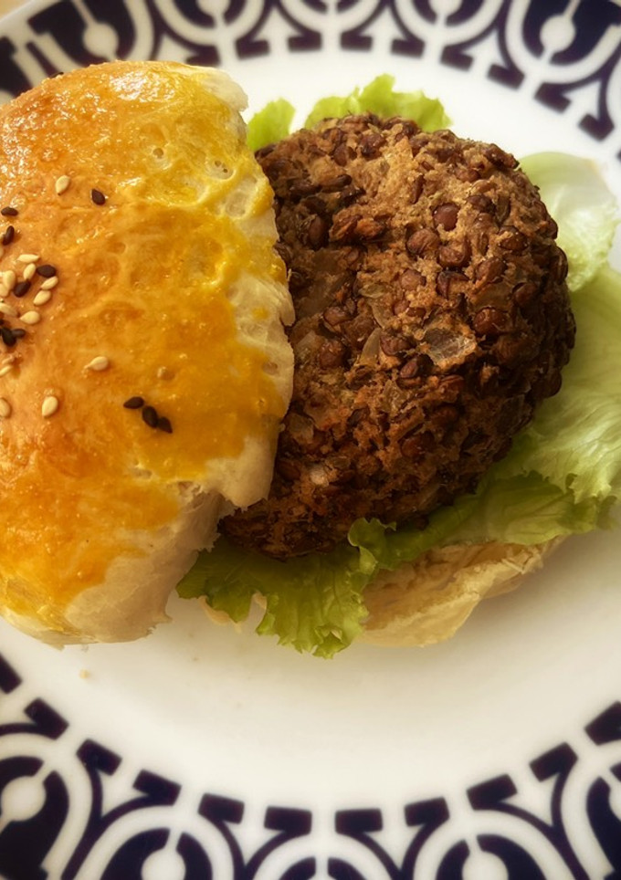Una foto de Hamburguesa casera de lentejas (en Thermomix & airfryer)