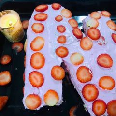 A picture of N letter cake.